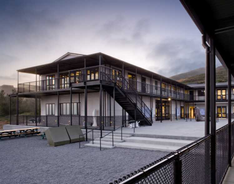 courtyard view of the Sausalito hospital
